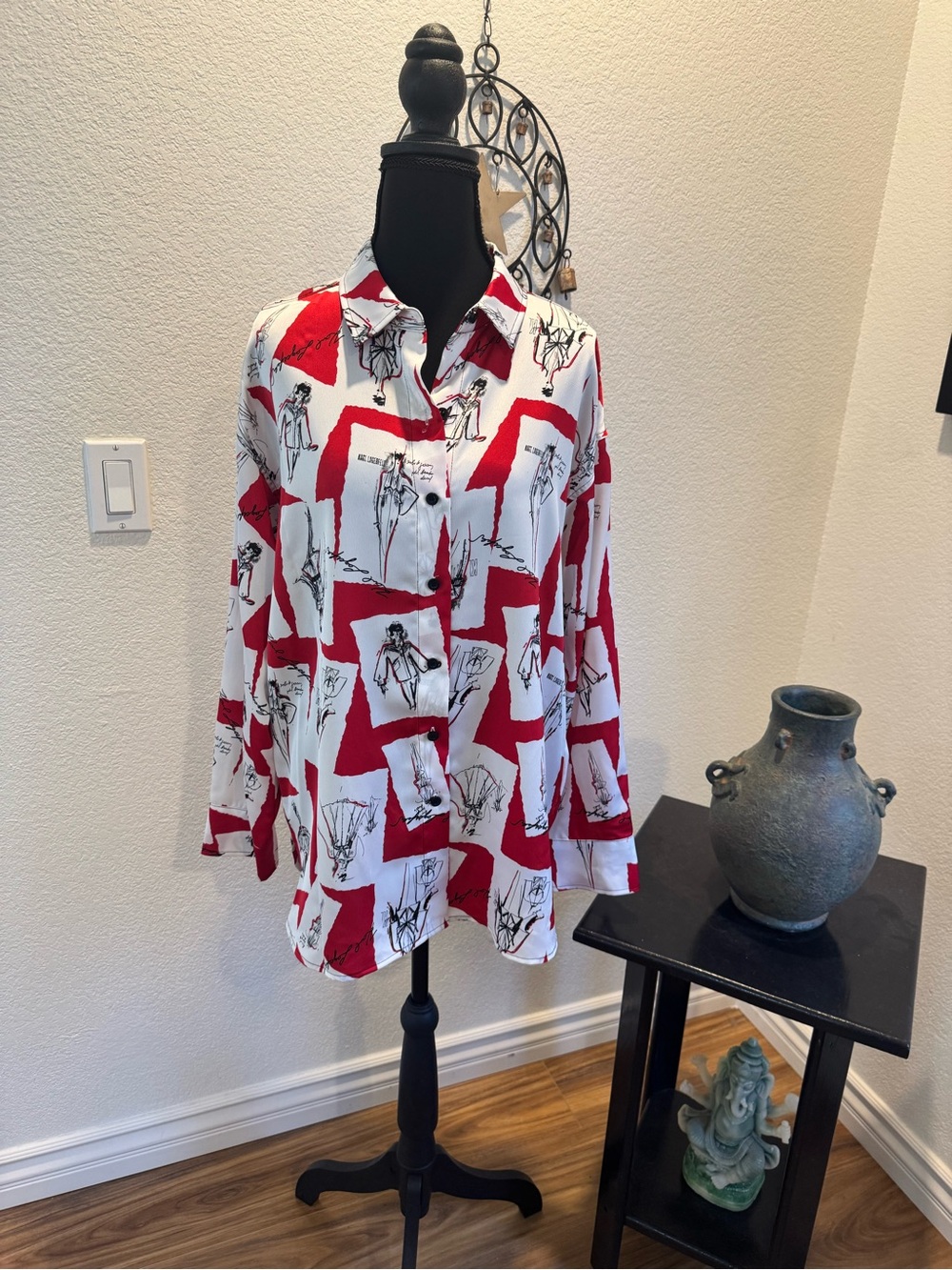 Karl Lagerfeld White, Black and Red Printed Button-Up Blouse
